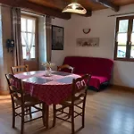 Casa de Férias Au Village 'l' Oustalou' Corn