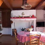 Casa de Férias Au Village 'l' Oustalou' *