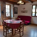 Casa de Férias Au Village 'l' Oustalou' Corn
