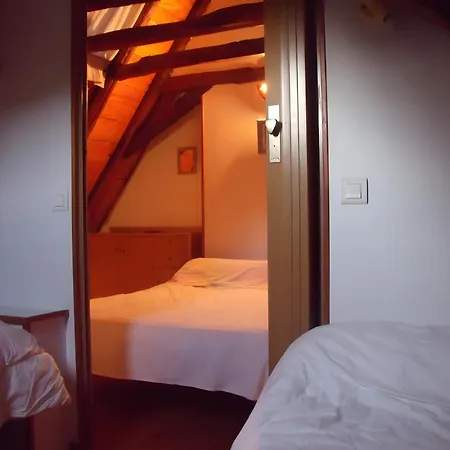Vakantiehuis Au Village 'l' Oustalou' *