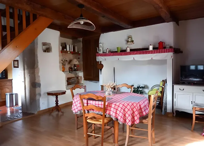 Vakantiehuis Au Village 'l' Oustalou'